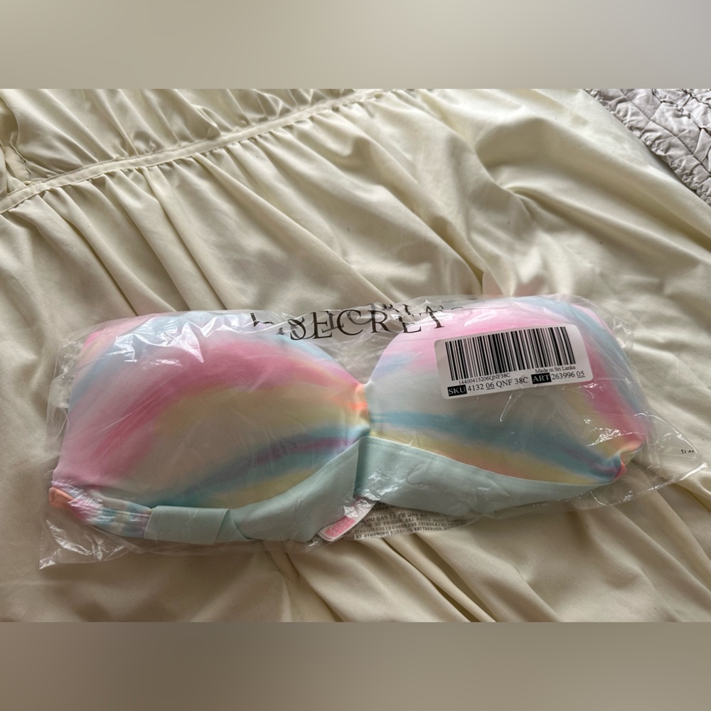 Victoria’s Secret Wear Everywhere wireless push-up 38C NWT